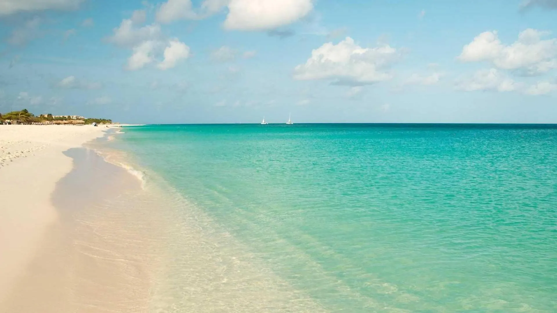 Beachfront - Ocean Comfort 2Br Condo - P216 Παλμ Μπιτς 0*,  Αρούμπα