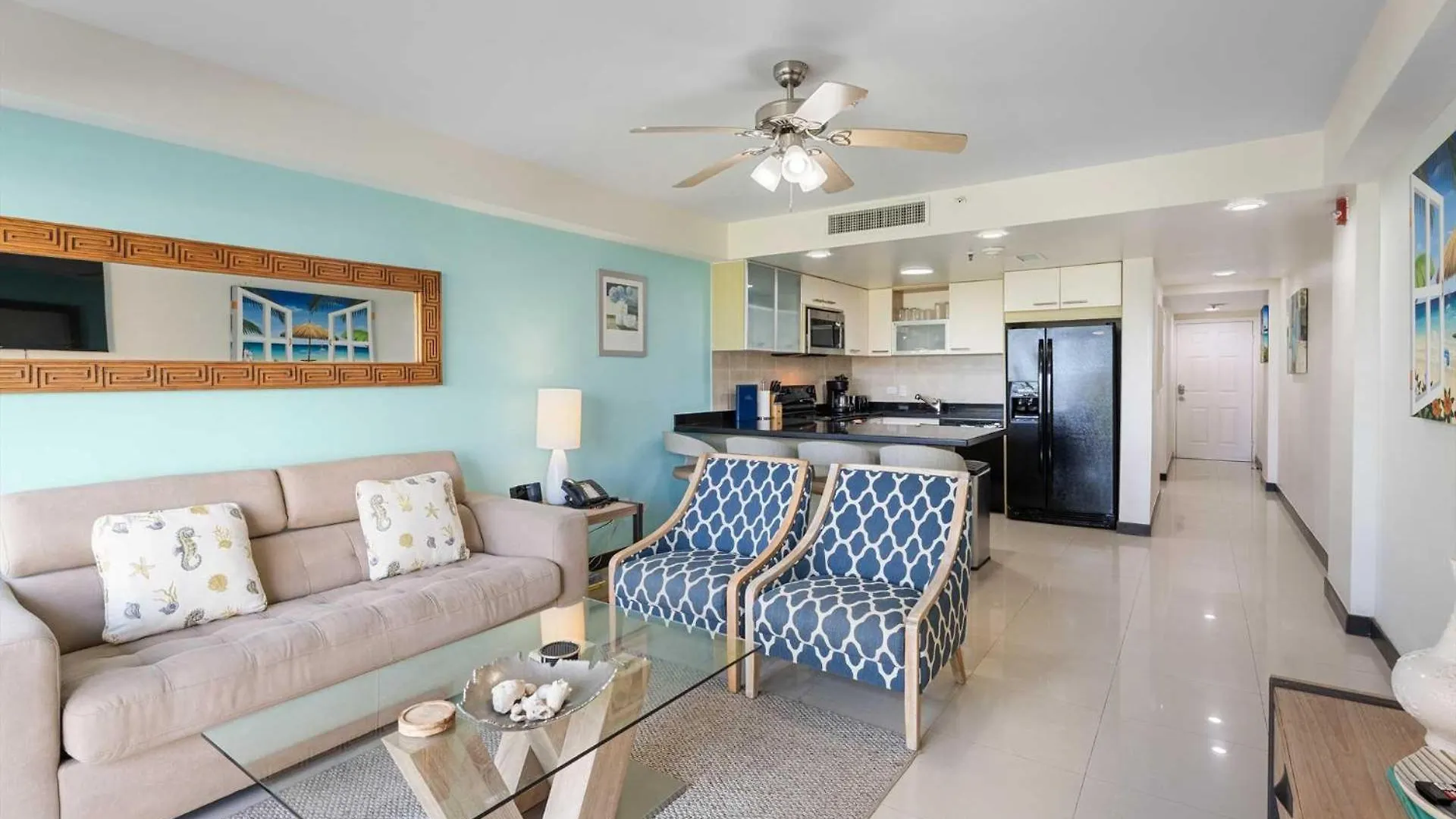 Beachfront - Ocean Comfort 2Br Condo - P216 شاطئ بالم 0*,  أروبا